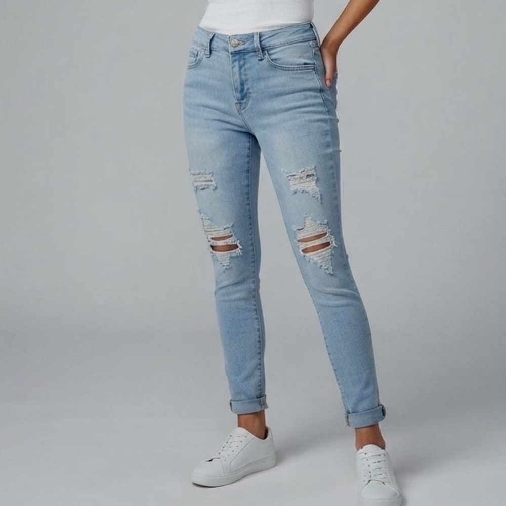 PacSun Super Stretch Light Wash Distressed Skinny Jeggings Size 24 Blue Denim
